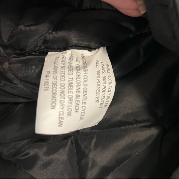 Black Jacket - Picture 2 of 7